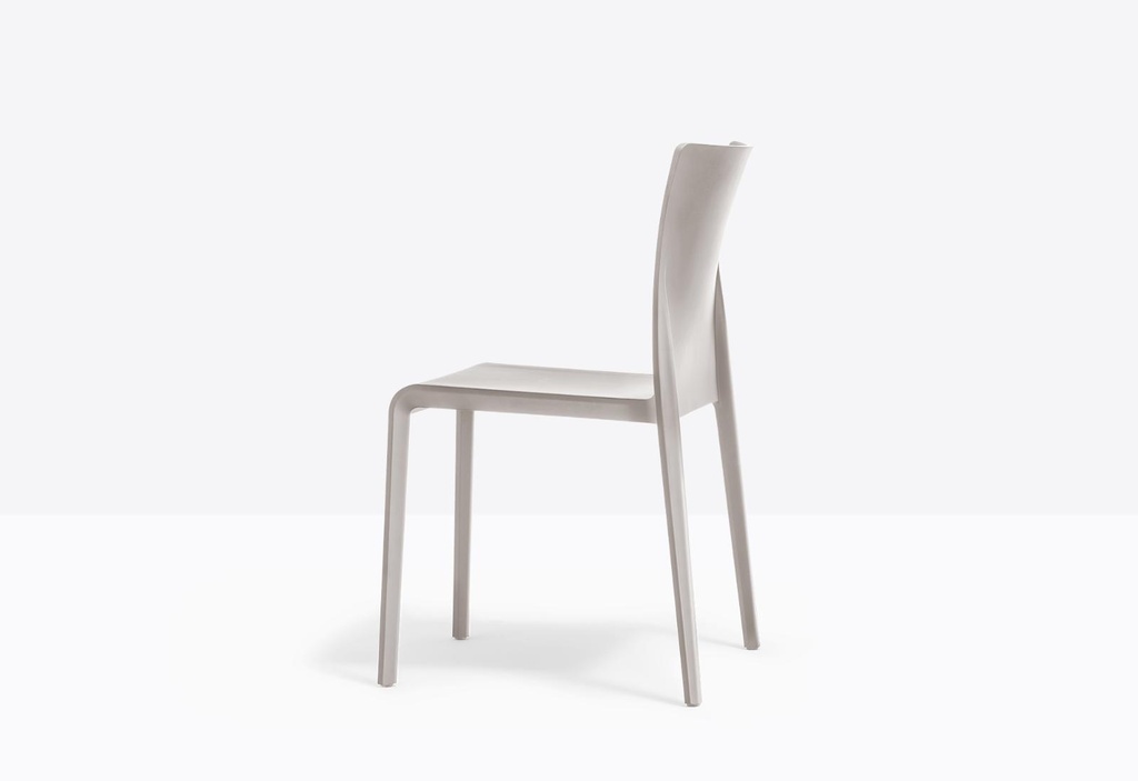 Scaun de Plastic VOLT 673 HB - 2.jpg