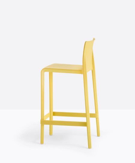 Scaun de Plastic VOLT 677 HB - 1.jpg